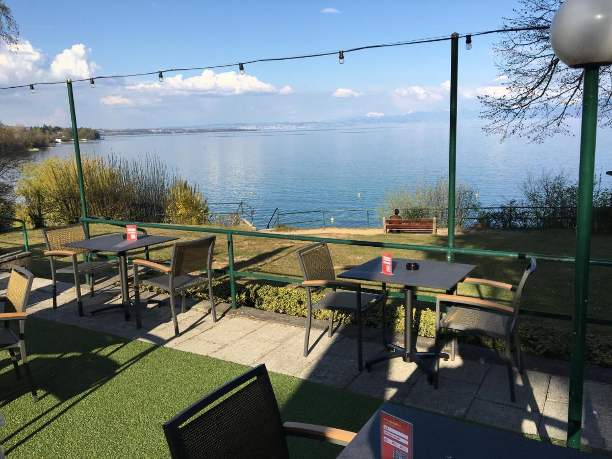 Hotel Restaurant De La Plage Gland Exterior photo