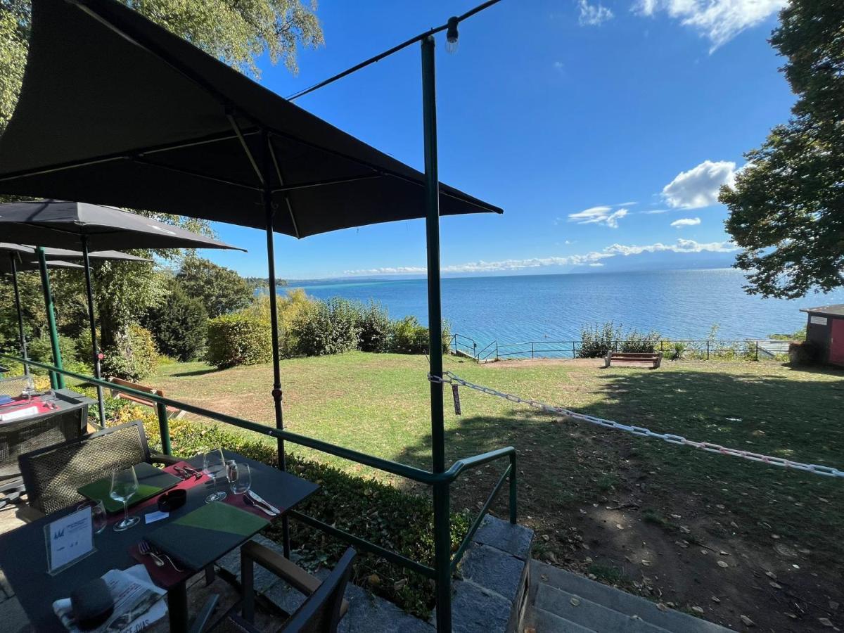 Hotel Restaurant De La Plage Gland Exterior photo